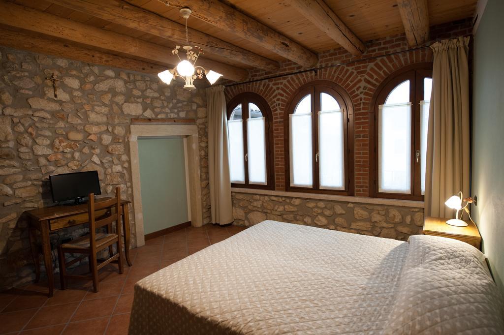 Agriturismo Corte Galvani Неграр Номер фото